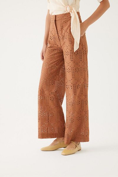 Exquise Tan Laced Trousers