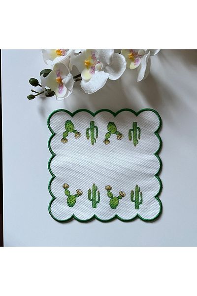 DECO Διακοσμητικές χαρτοπετσέτες κοκτέιλ με πράσινο μοτίβο κάκτου με ψηφιακή εκτύπωση και κέντημα στην άκρη