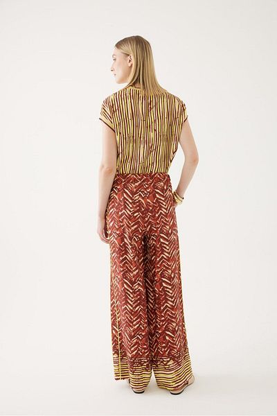 Exquise Intricate Patterned Trousers