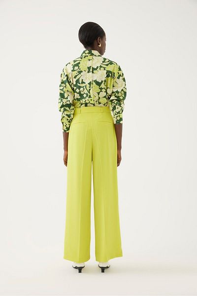 Exquise Classic Trousers with Belt Detail