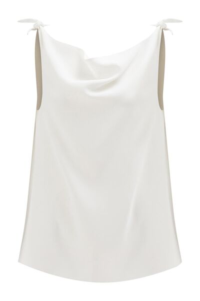 Exquise Plunging Neck Sleeveless Blouse