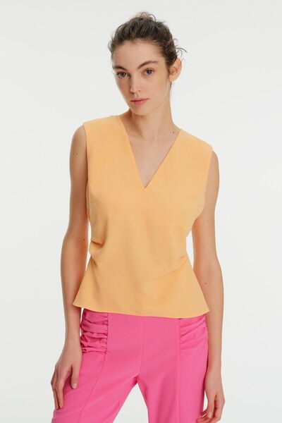 Exquise Μπλούζα κρεπ με λαιμόκοψη