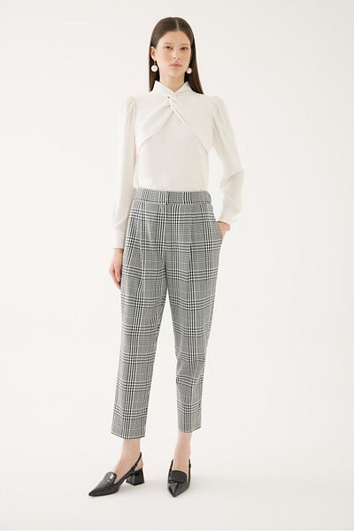 Exquise Plaid Carrot Trousers