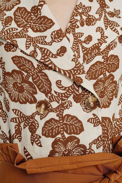 Exquise Sleeveless Patterned Linen Blouse