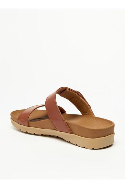 Le Confort Solid Slip-On Sandals
