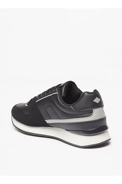Lee Cooper حذاء رياضي رجالي مزين بشعار مع رباط للإغلاق