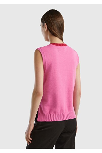 United Colors of Benetton Kadın Pembe Viskoz Karışımlı Yanları Yırtmaçlı Kolsuz Kazak