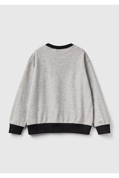 United Colors of Benetton Băiat - Hanorac negru cu imprimeu slogan și dungi color block