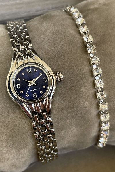 Leerybee To Accompany Every Memory: Stylish and Convenient Women's Watches