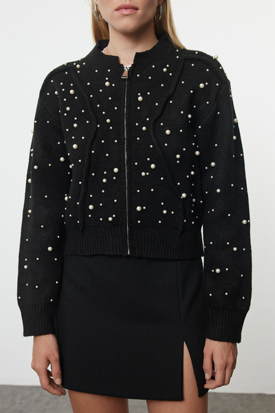 Trendyol Collection Vyšívaný pletený svetr na zip s měkkým texturovaným kamenem - Twoaw25Hi00168