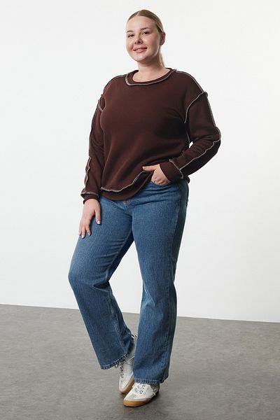 Trendyol Curve Crew Neck Brown Knitted Sweatshirt - Low Sleeve Tbbaw23Ao00015