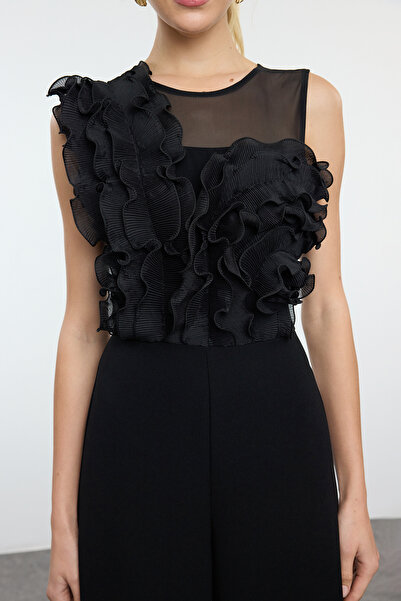 Trendyol Collection Μαύρη φόρμα από τούλι με λεπτομέρειες TPRAW25TU00000