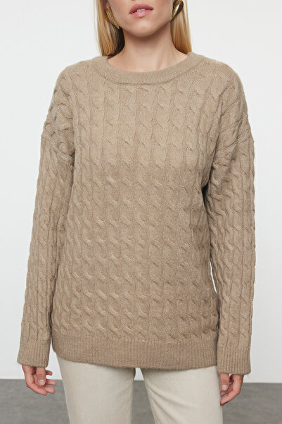 Trendyol Collection Norek více udržitelný – svetr z měkkého úpletu, model pro pár Twoaw25Kz00334