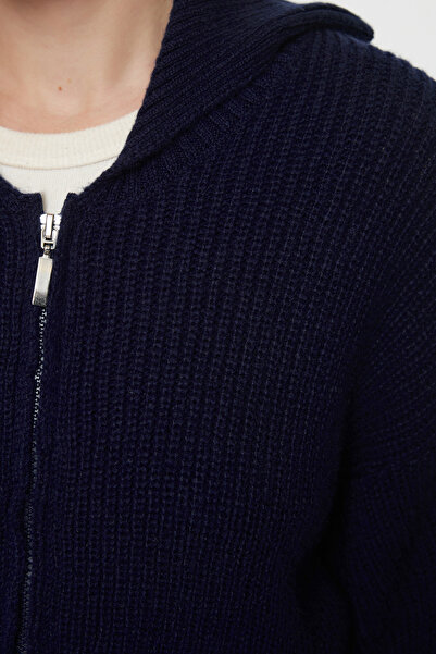 Trendyol Collection Sötétkék lehajtható galléros cipzáras puha kötött kardigán - Fenntartható TWOAW25HI00324