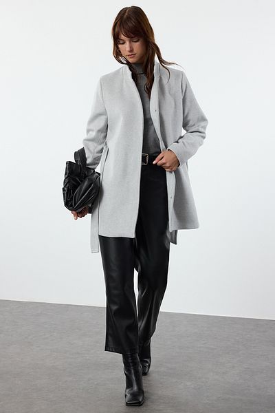 Trendyol Collection Šedý vlněný kašmírový kabát s páskem - Twoaw21Kb0032