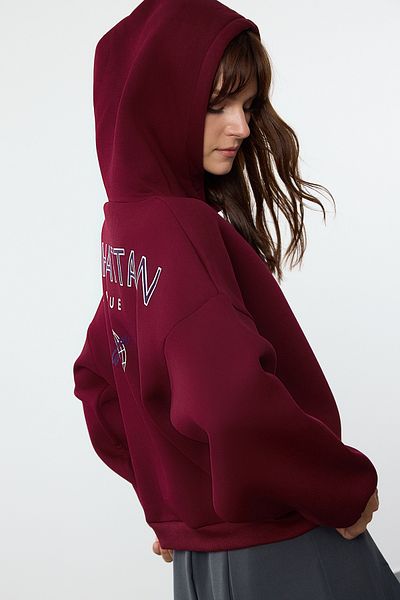 Trendyol Collection Claret Red Knitted Sweatshirt - Hooded, Fleece with Back Print Detail Twoaw22sw0711
