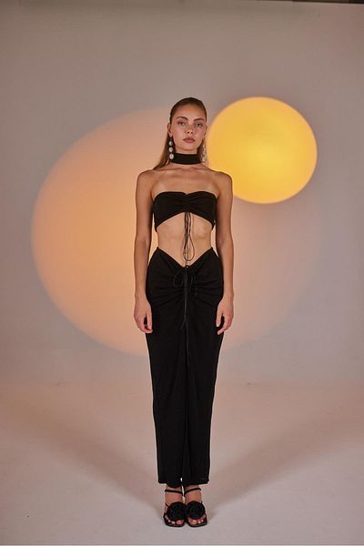 HOLLY LOLLY Buzzy Fabric Slit Maxi Hestia szoknya fekete