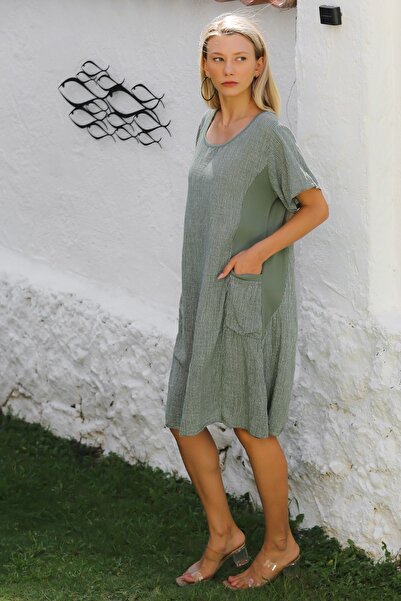 Chiccy Μπεζ-χακί ριγέ στρογγυλό γιακά φόρεμα με τσέπες