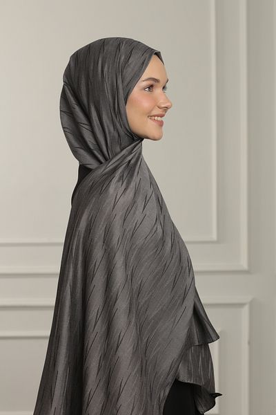 MAQ DESIGN Aura Silky Jacquard Shawl
