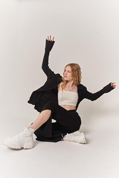 HOLLY LOLLY Γυναικείο κοστούμι Yordle με μαύρα κουμπιά φαρδιά πλεκτά ζακέτα