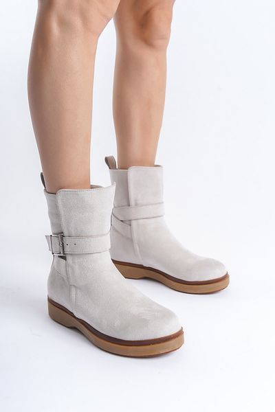 Shoesers Γυναικείες μπότες σουέτ - Ειδικό σχέδιο, οβάλ μύτη και λεπτομέρεια πόρπης