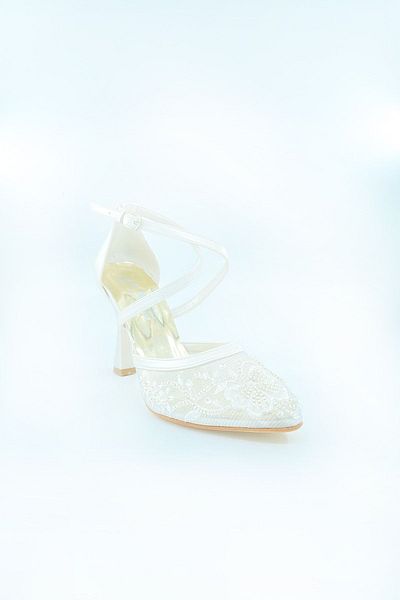 Gül Kundura Bead Embroidered Ankle Strap Evening Dress Wedding Dress Shoes