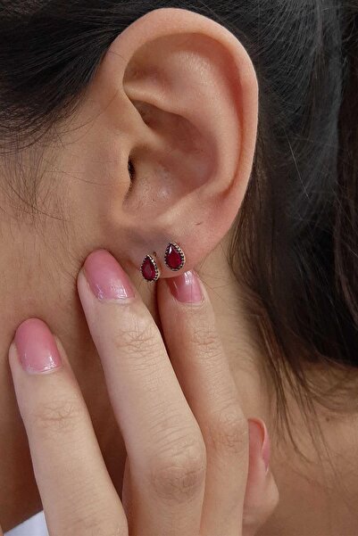 Fiyonk Kuyumculuk 14 Ayar Altın Yakut Taşlı Damla Küpe