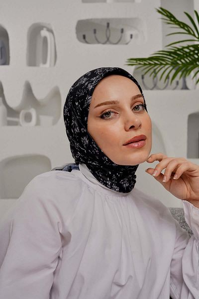 AFVENTE White Floral Patterned Soft Cotton Scarf