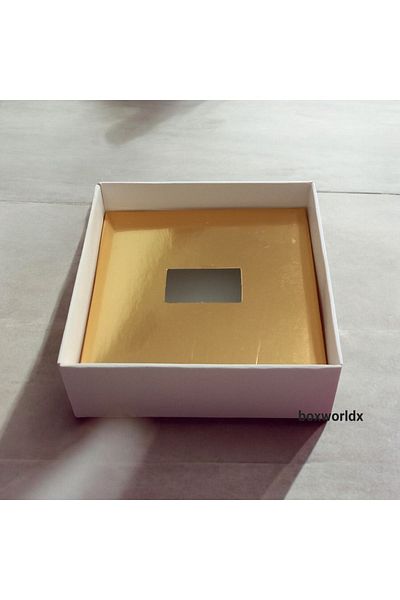 BOXSTATION White 8x8x3 Acetate Covered Chanting Box - Gold Metallized, 25 Pieces