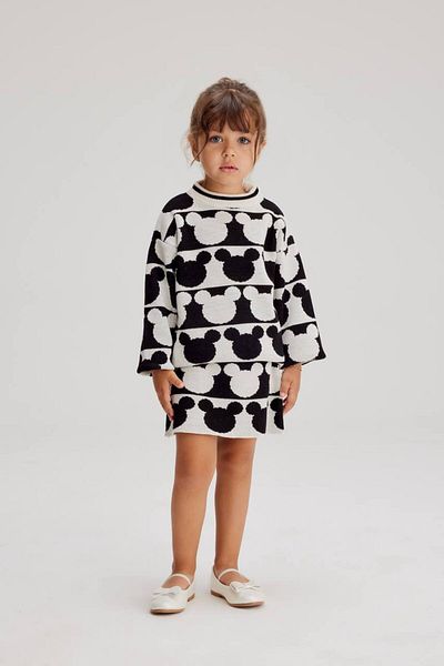 Lolliboomkids Set de tricotaje cu model Mickey - Culoare alb-negru, pulover și fustă 2 piese