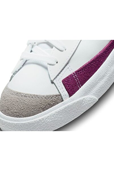 Nike W Blazer Mid '77 Unisex Sneaker Günlük Ayakkabı (Dar Kalıp 1 Beden Büyük Alınız