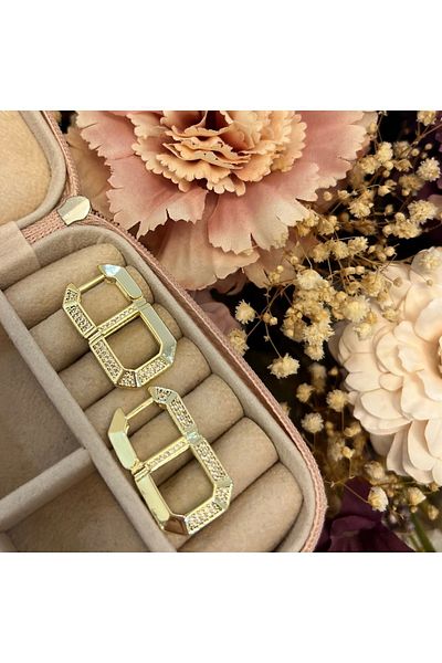Güliz Aksesuar Gold Zircon Stone VIP Series Serenay Earrings