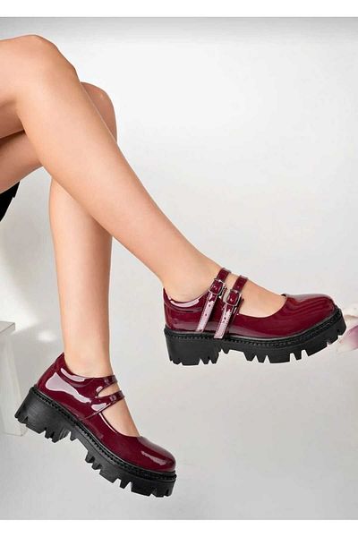 Bera Adidași cu talpă cu pană din piele lăcuită - Pantofi cu bandă dublă
