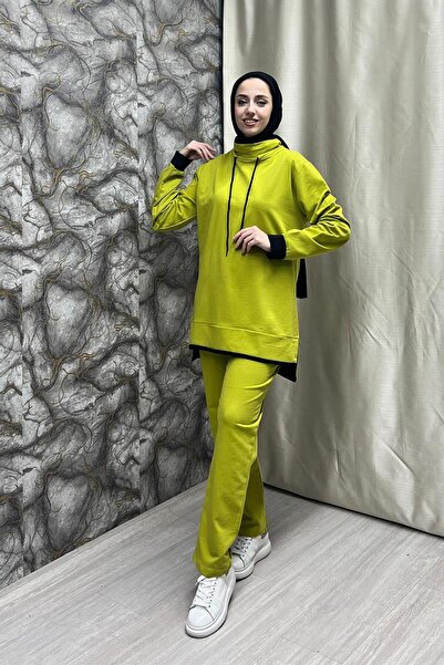 BURCU TESETTÜR طقم بدلة رياضية مزخرفة باللون الأخضر الزيتوني - Brc1603