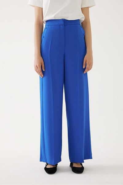 Exquise Straight Fit Trousers