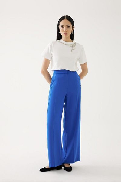 Exquise Straight Fit Trousers