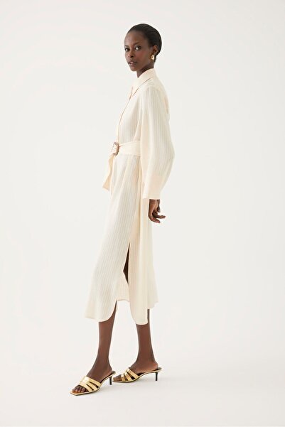 Exquise Side Slit Shirt Dress