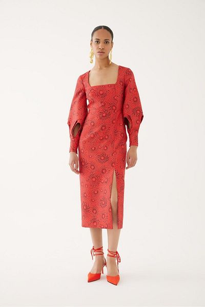 Exquise Sleeve Detailed Slit Midi Dress