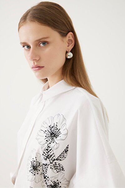 Exquise Floral and White Shirt Design