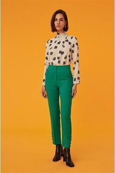 Exquise Trousers with Button Detail on the Legs