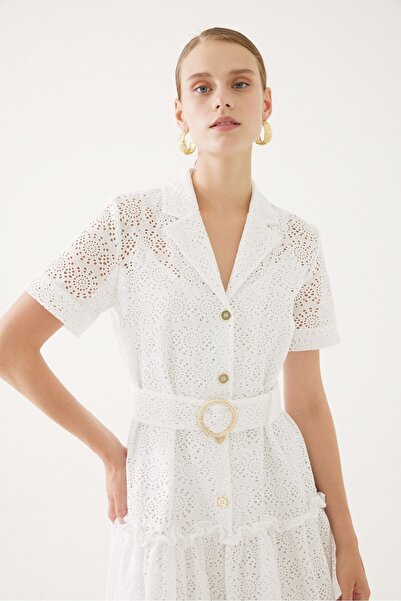 Exquise Shirt Collar White Dress