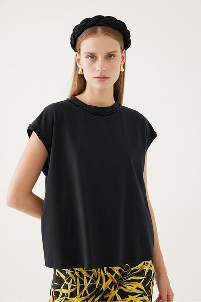 Exquise Tricou cu design simplu și simplu