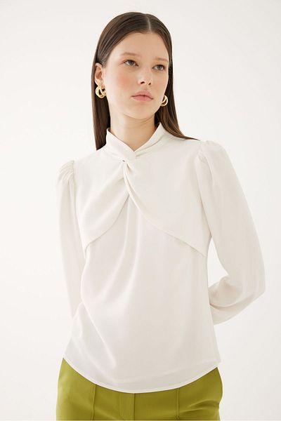 Exquise Knot Detailed Blouse