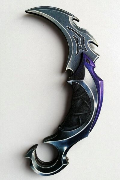 Genel Markalar Ahşap Valorant 2 Li Set Oyuncak Figür ( Valorant Champions Karambit Ve Yağmacı Karambit )