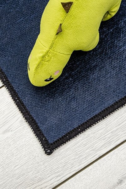 Oriente Home Uzay Desenli Siyah Çocuk Halısı Anti-bakteriyel Kaymaz Taban Kadife 8503