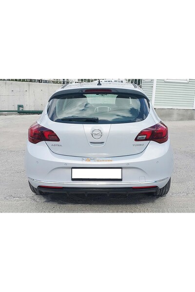 NamTuning Opel Astra J Hb Difüzör Rieger 2009-2012 Arası Çıkışsız Parlak Siyah