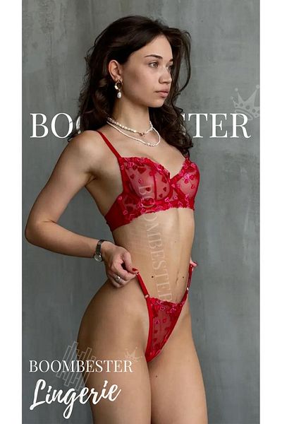 BoomBester Set bralet din dantelă roșie - sutien cu sârmă brodat cu sârmă ( tanga )
