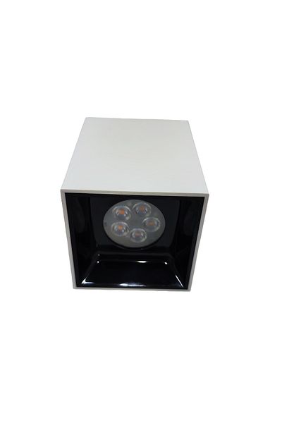 ULTRAS PERA 3000K Led Spot Surface Mounted Cube - White and Black