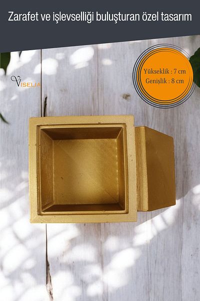 Viselia Cutie de bijuterii de culoare aurie - Organizator cu capac, model 13