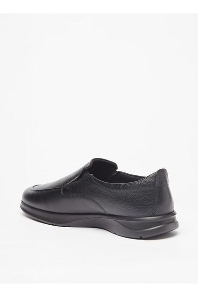 Duchini Men's Solid Slip-On Loafers